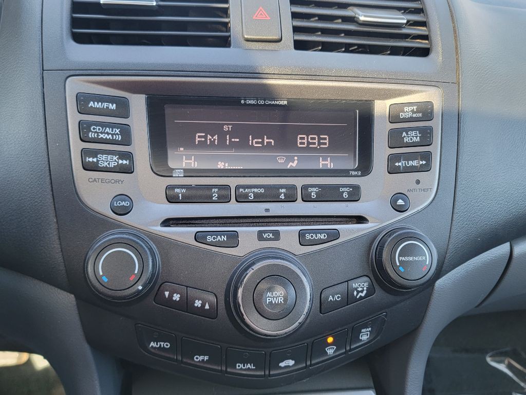 2006 Honda Accord Image 24