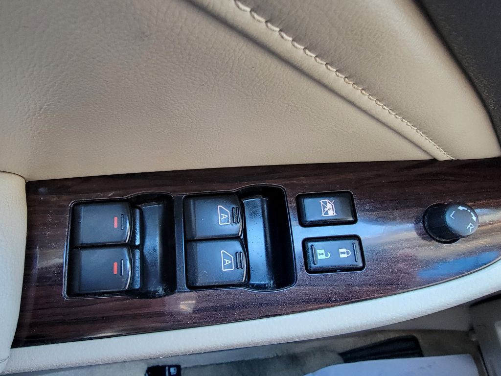 2010 Nissan Altima Image 18