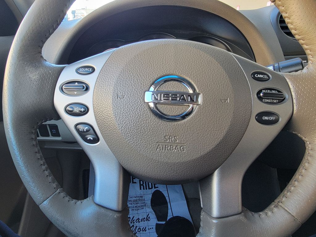 2010 Nissan Altima Image 21