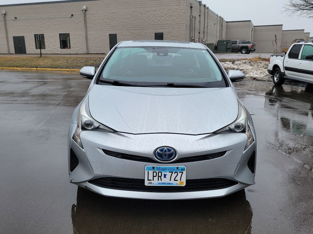 2017 Toyota Prius Image 3