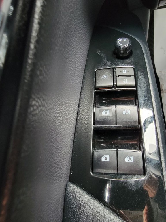 2017 Toyota Prius Image 20