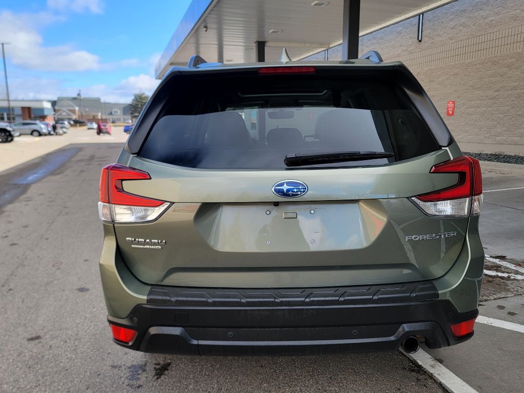2020 Subaru Forester Image 16
