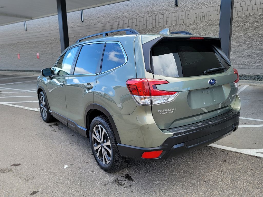 2020 Subaru Forester Image 3