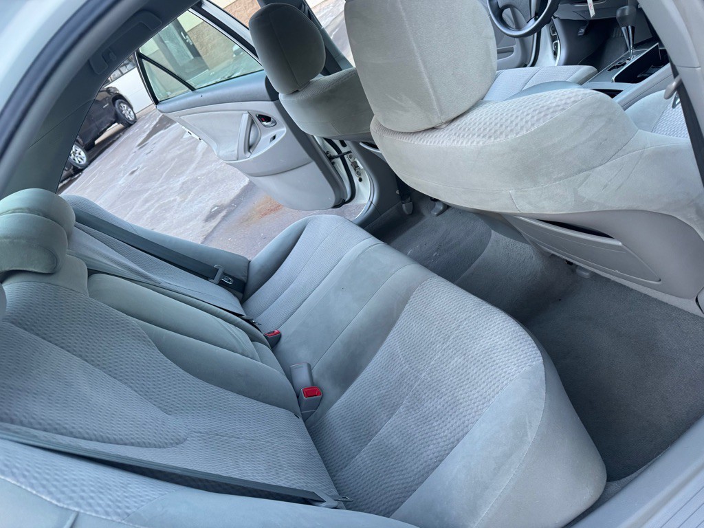 2010 Toyota Camry Image 14