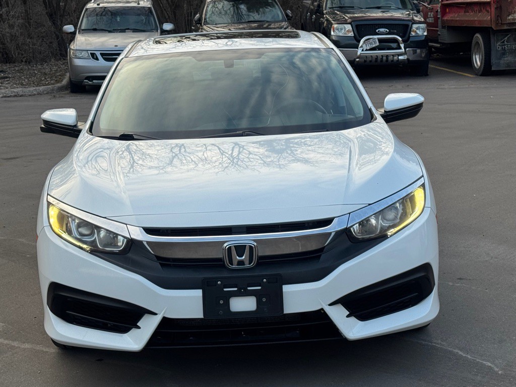 2017 Honda Civic Image 5