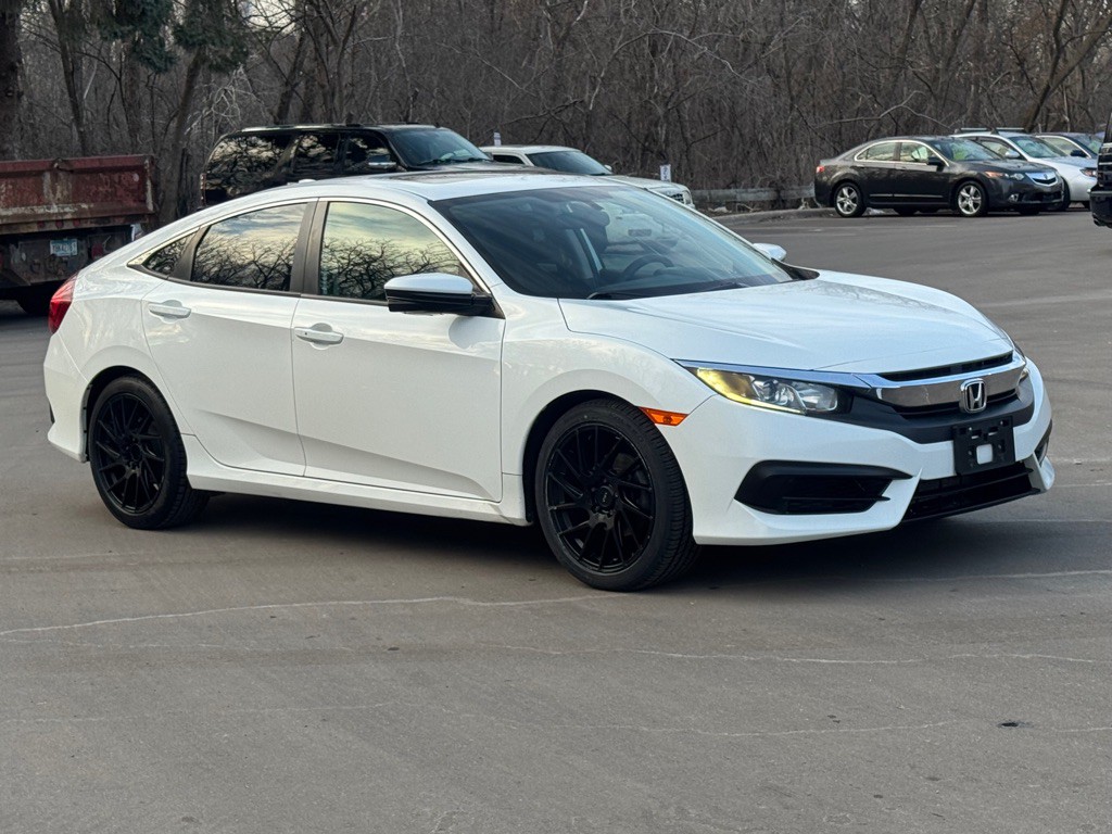 2017 Honda Civic Image 7