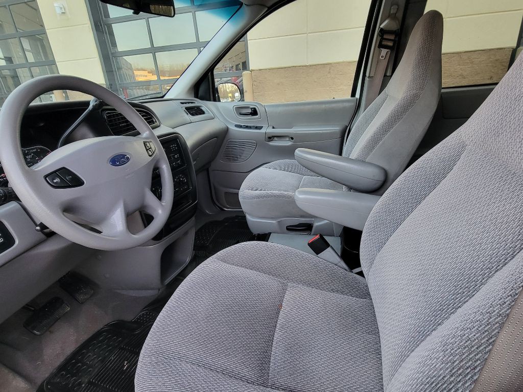 2001 Ford Windstar Image 18