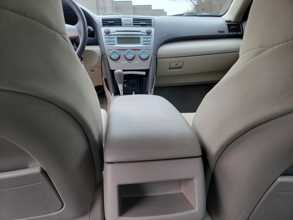 2008 Toyota Camry Image 10