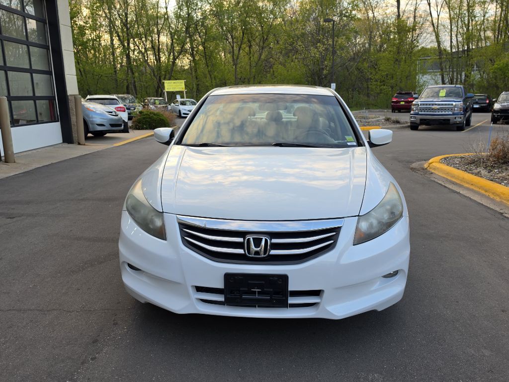 2011 Honda Accord Image 3