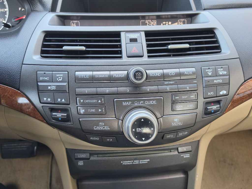 2011 Honda Accord Image 19