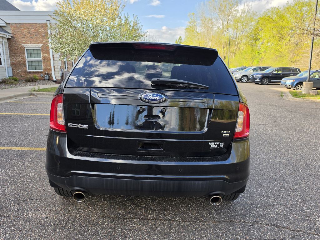 2011 Ford Edge Image 12
