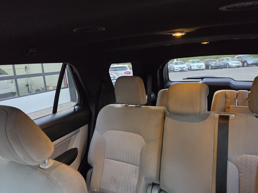 2018 Ford Explorer Image 13