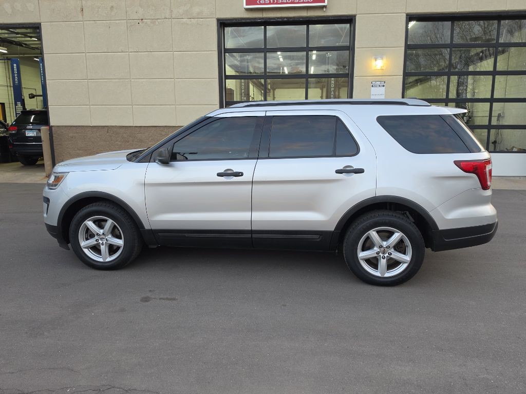 2018 Ford Explorer Image 5
