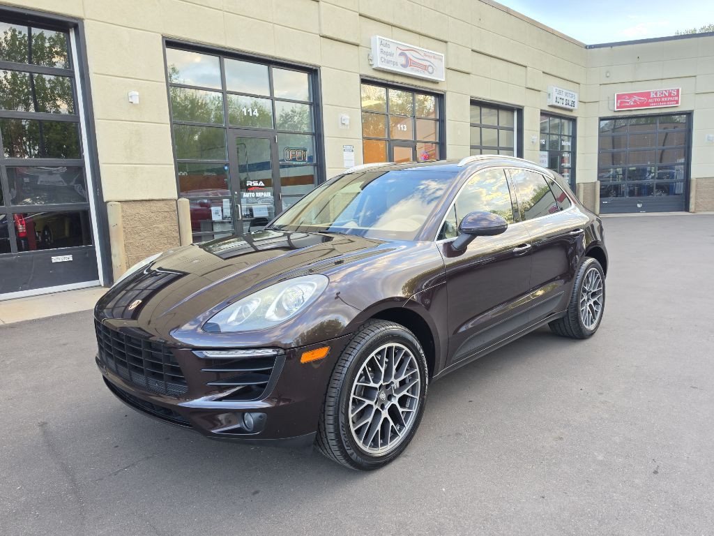 2016 Porsche Macan