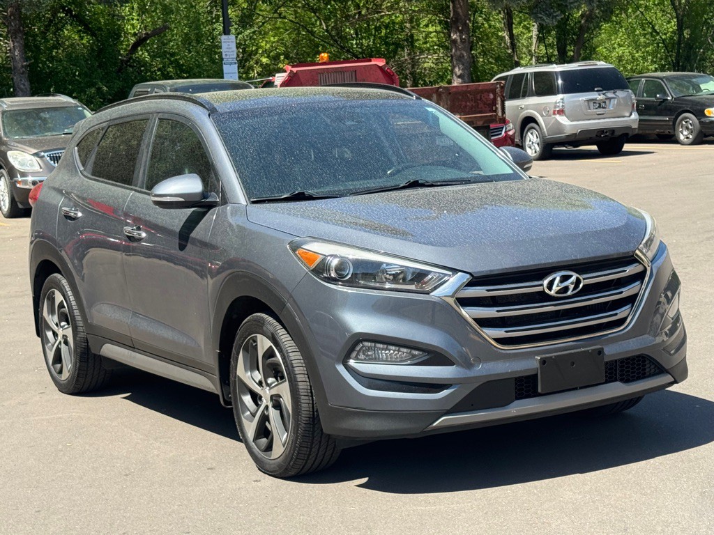 2017 Hyundai Tucson Image 2