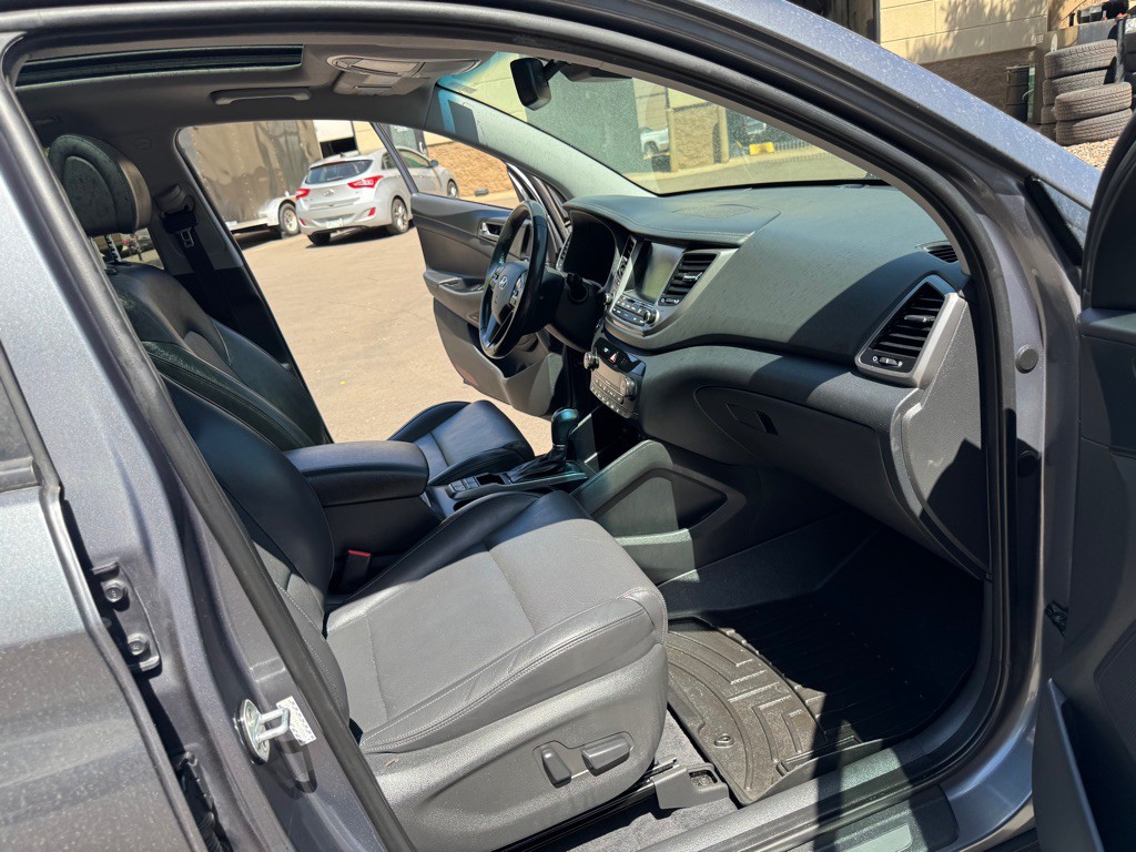 2017 Hyundai Tucson Image 13