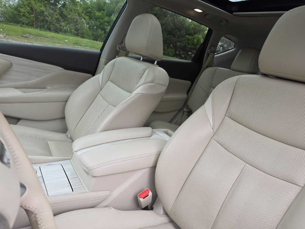 2015 Nissan Murano Image 16