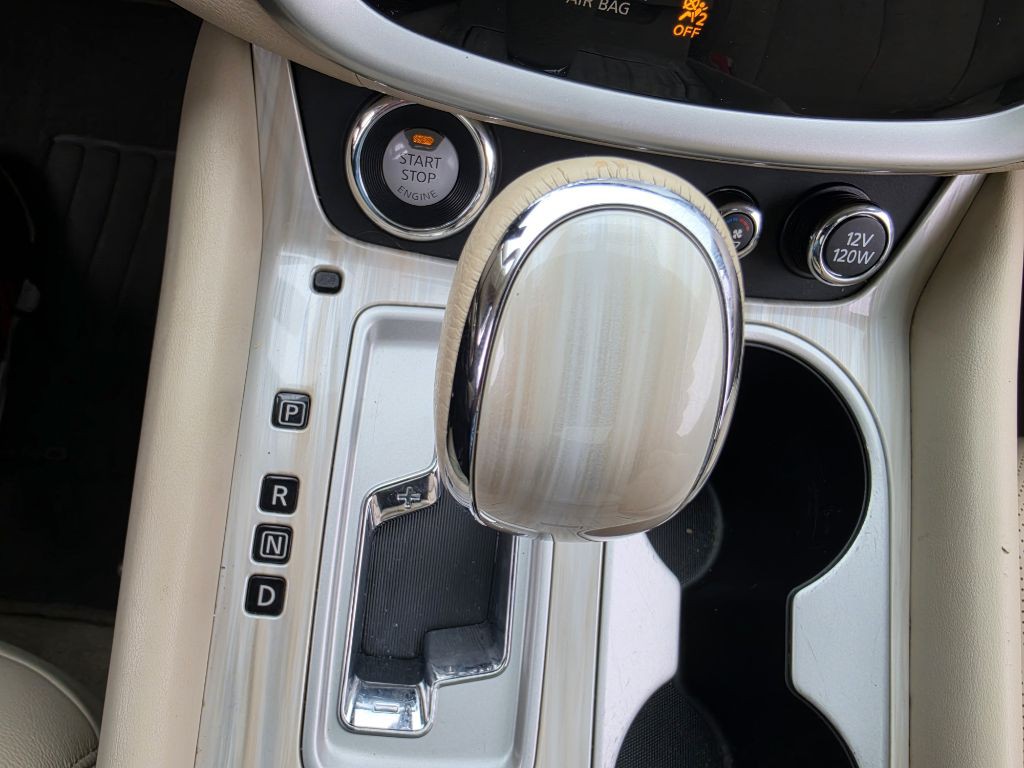 2015 Nissan Murano Image 24