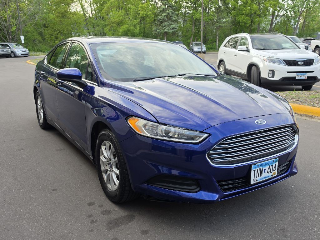 2015 Ford Fusion Image 2