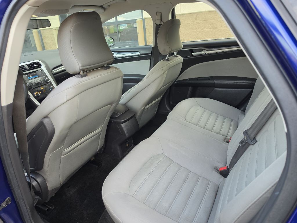 2015 Ford Fusion Image 11