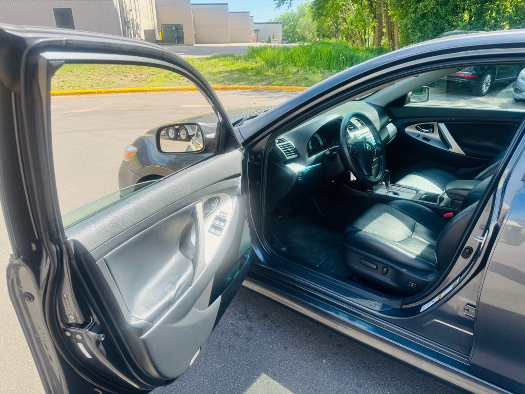 2008 Toyota Camry Image 5