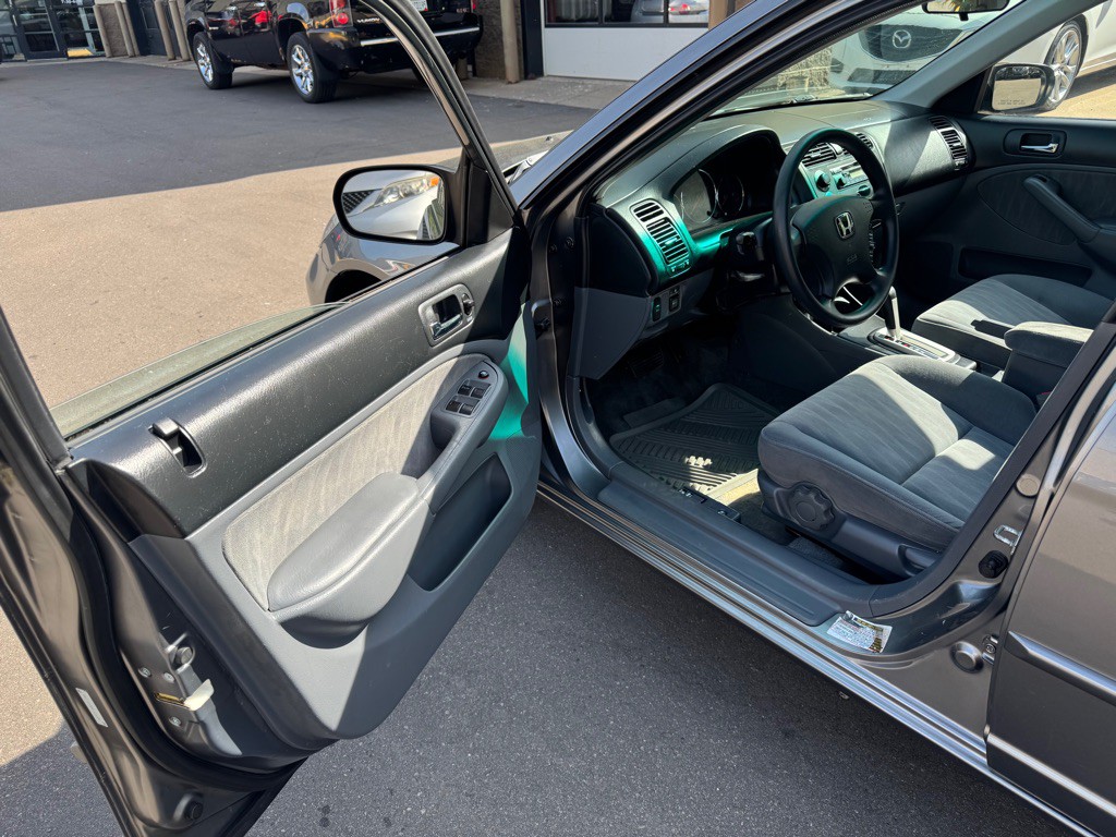 2004 Honda Civic Image 4