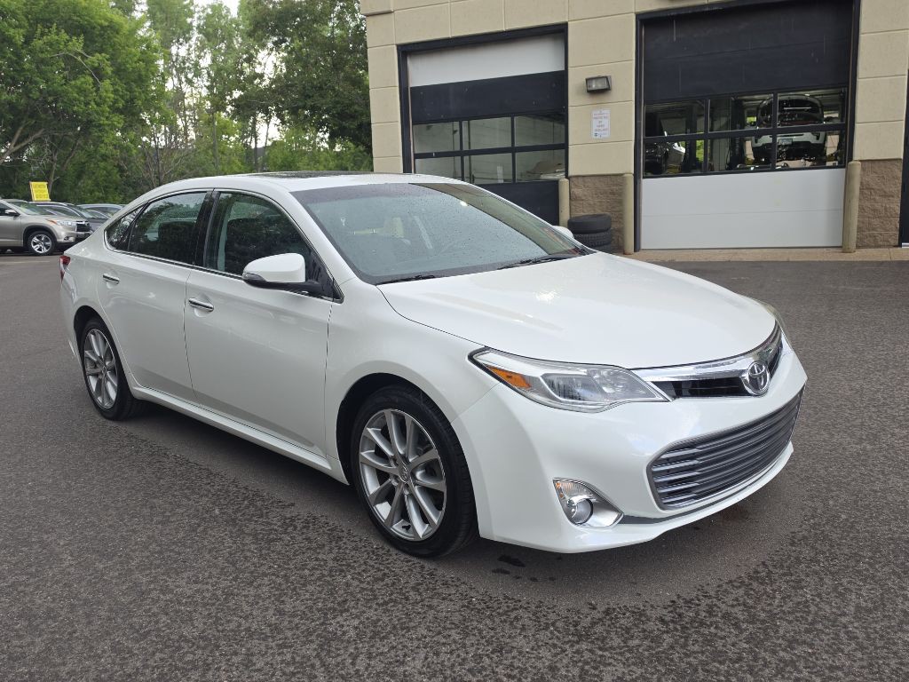 2014 Toyota Avalon Image 2
