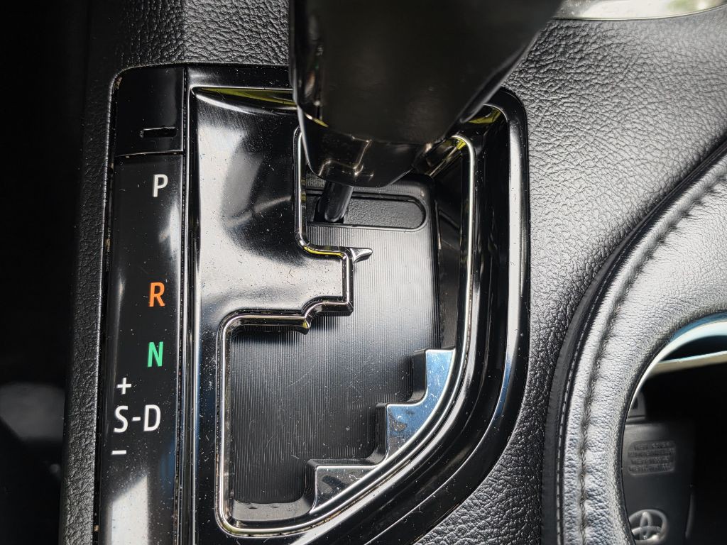 2014 Toyota Avalon Image 17