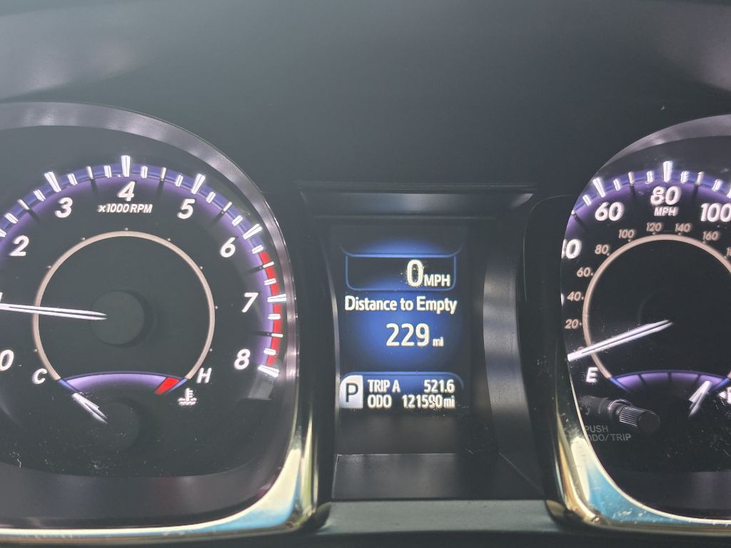 2014 Toyota Avalon Image 22