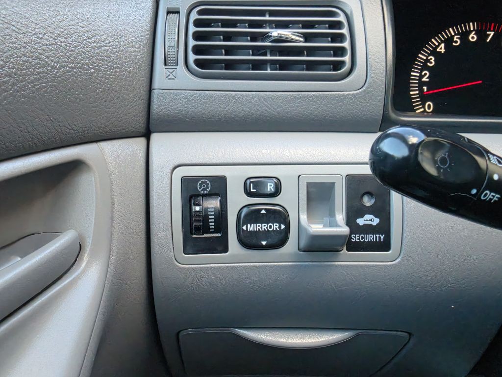 2006 Toyota Corolla Image 15