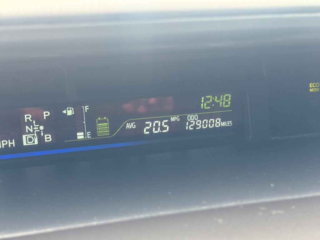 2013 Toyota Prius Image 3