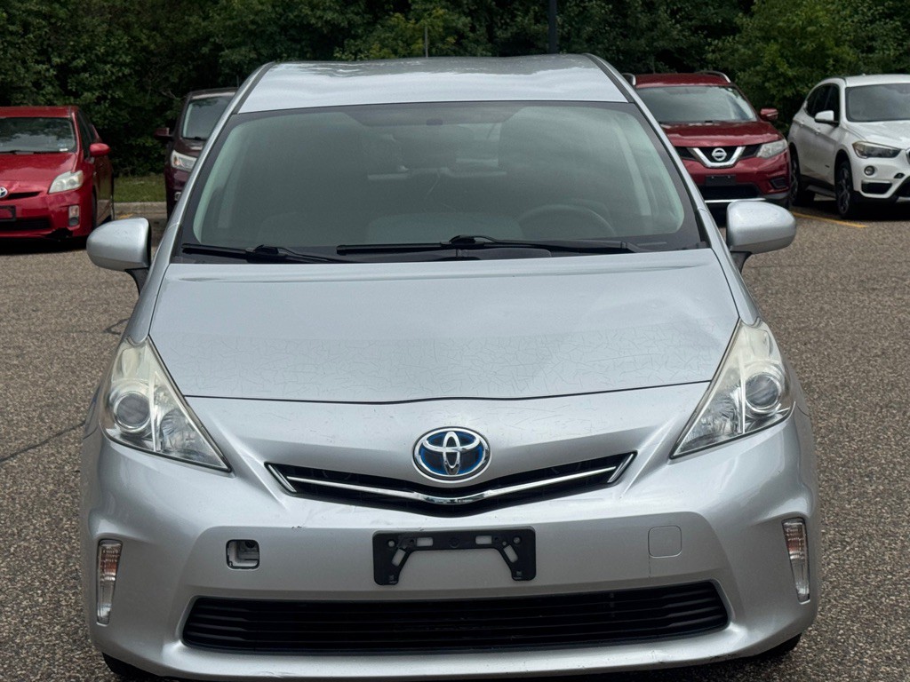 2013 Toyota Prius Image 18
