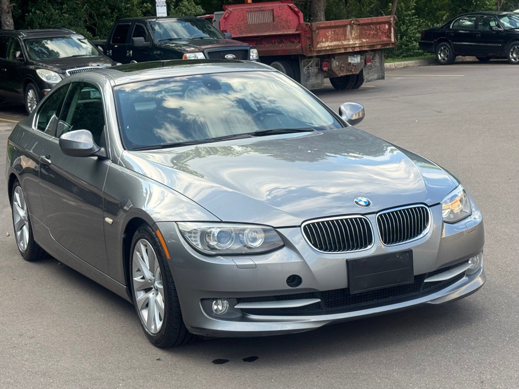 2013 BMW 3 Series Image 16