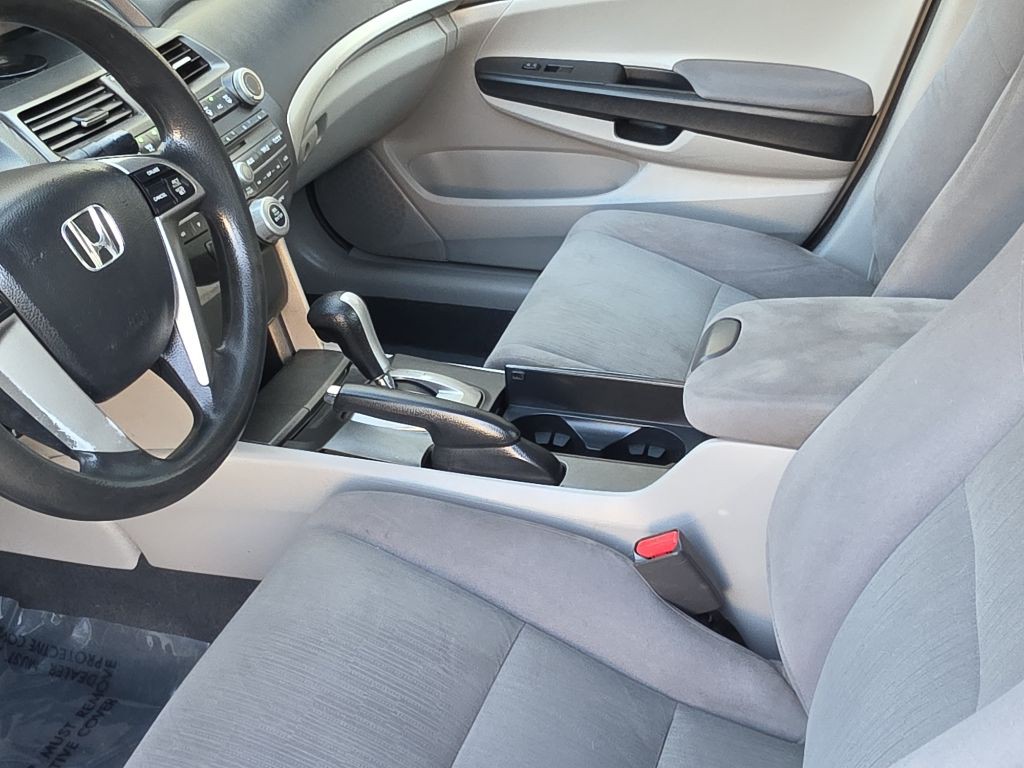 2012 Honda Accord Image 13