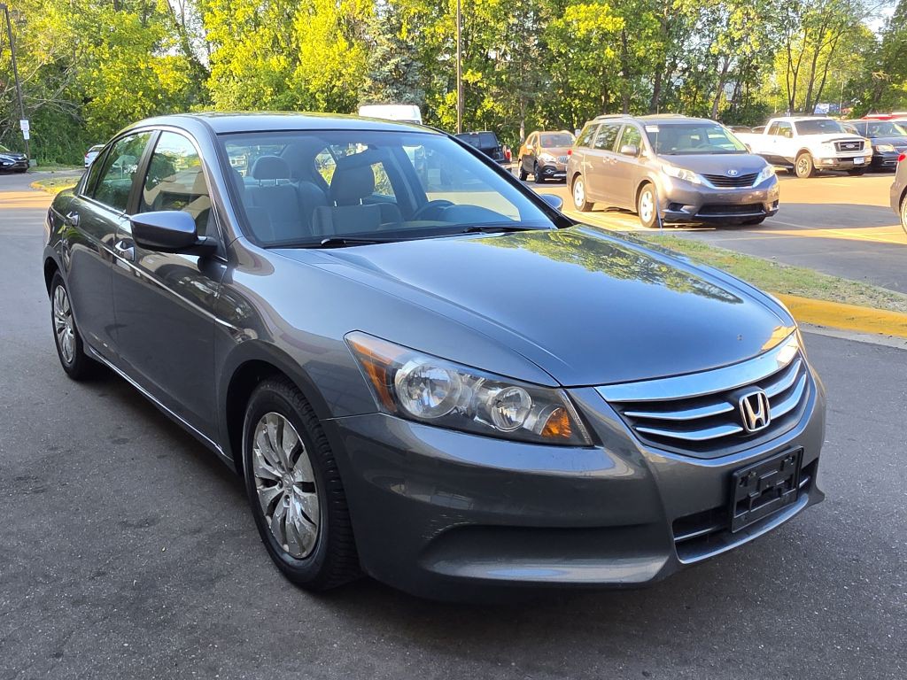 2012 Honda Accord Image 2