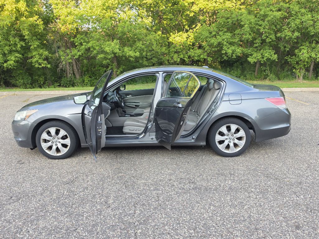 2010 Honda Accord Image 5