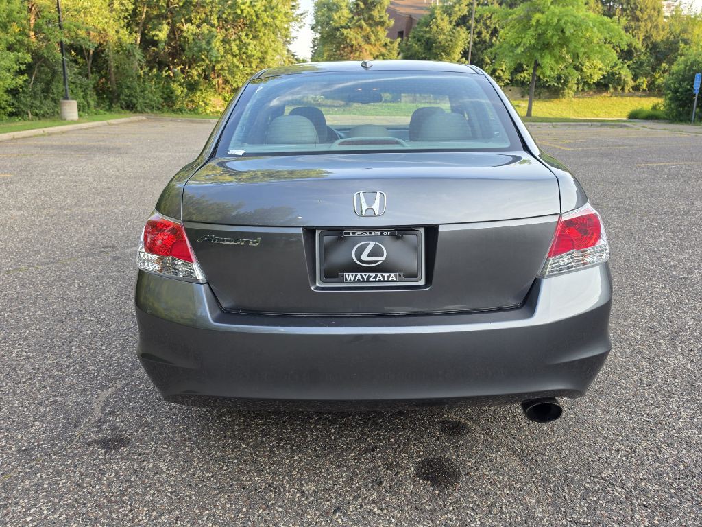 2010 Honda Accord Image 13