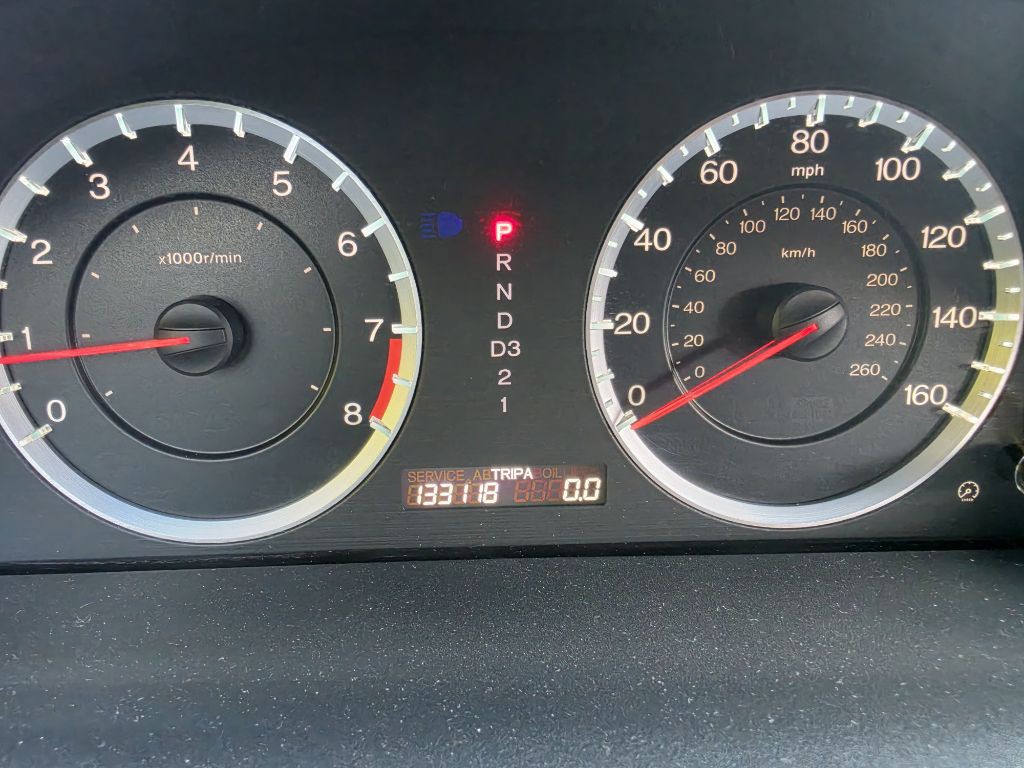 2010 Honda Accord Image 28