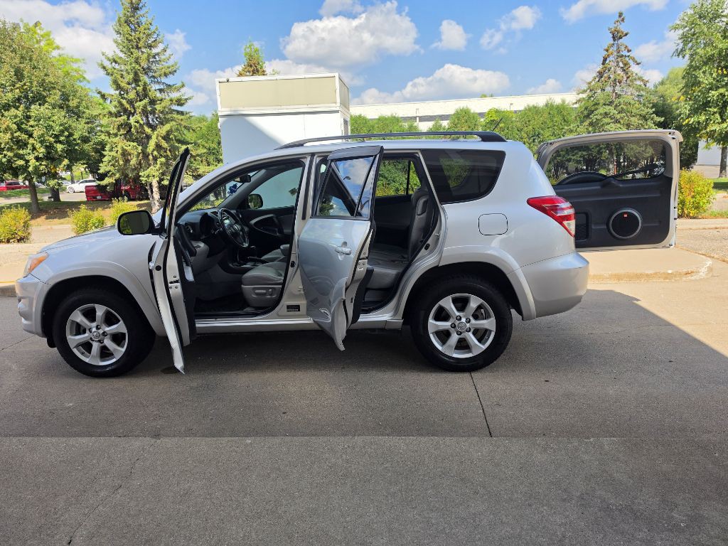 2011 Toyota Rav4 Image 15