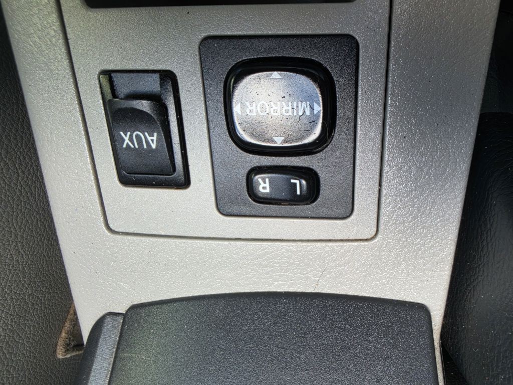2011 Toyota Rav4 Image 23