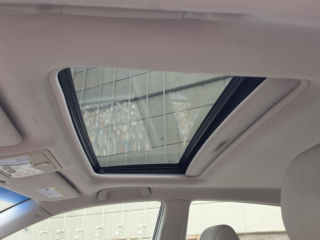 2006 Toyota Avalon Image 16