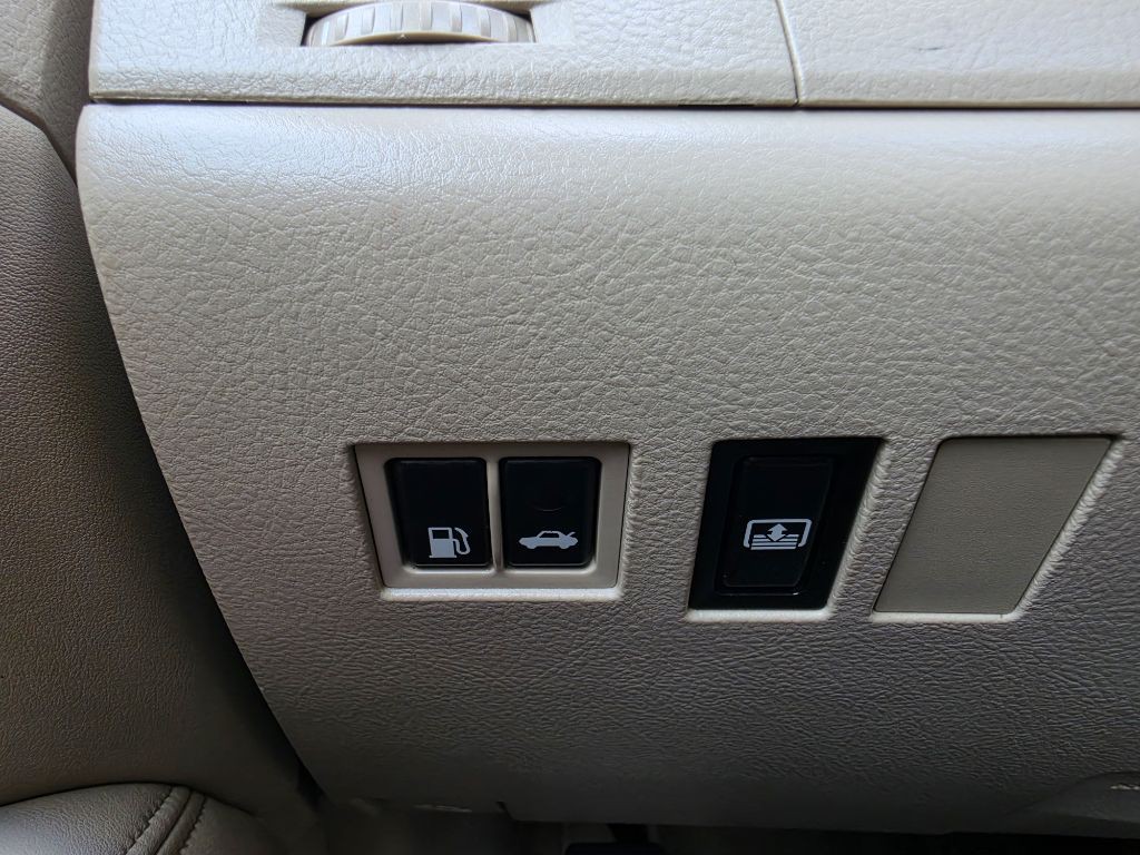 2006 Toyota Avalon Image 21