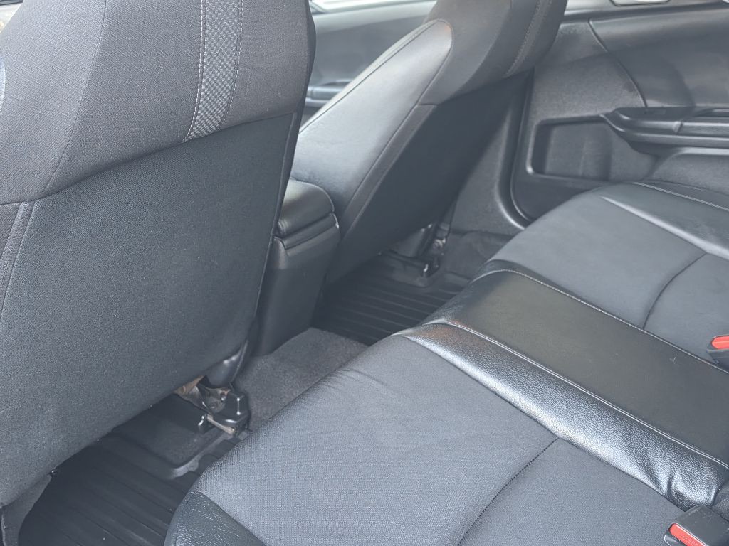 2019 Honda Civic Image 12