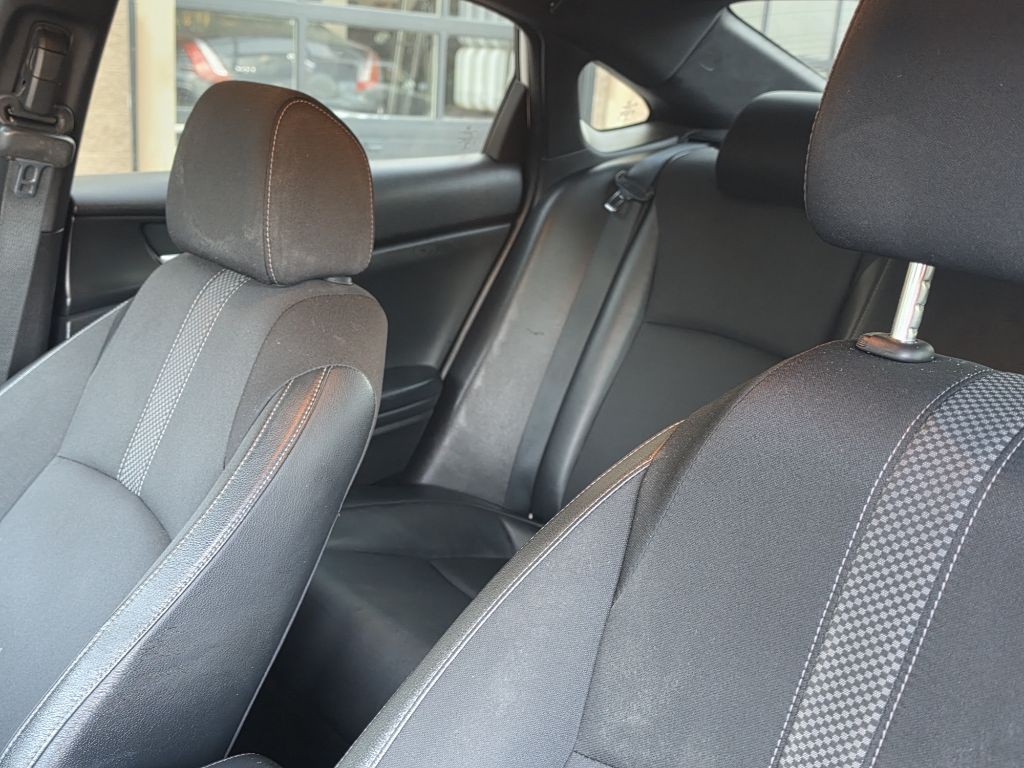 2019 Honda Civic Image 13