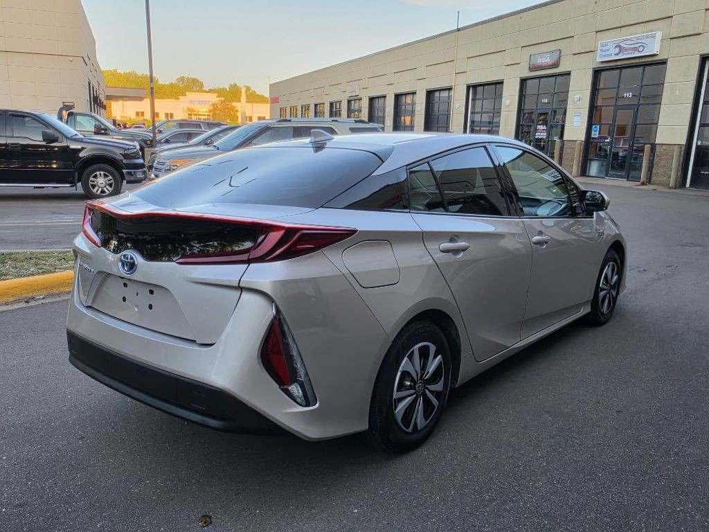 2018 Toyota Prius Image 6