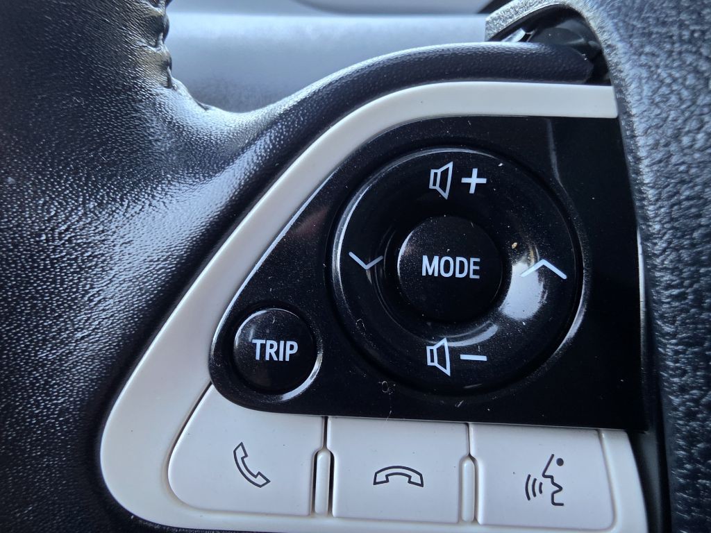 2018 Toyota Prius Image 17
