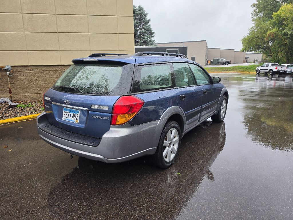 2007 Subaru Outback Image 8