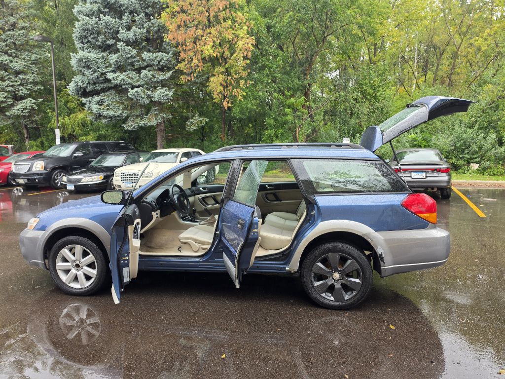2007 Subaru Outback Image 9