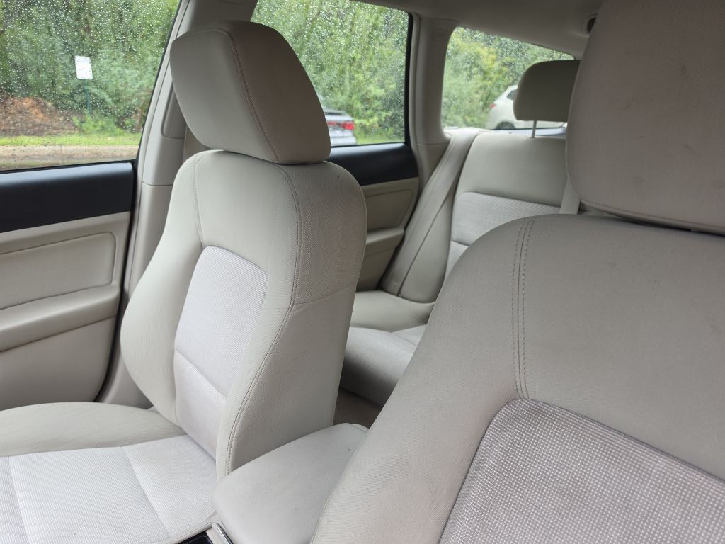 2007 Subaru Outback Image 15