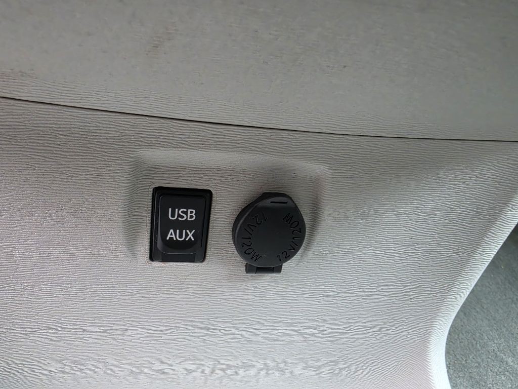 2014 Toyota Sienna Image 15